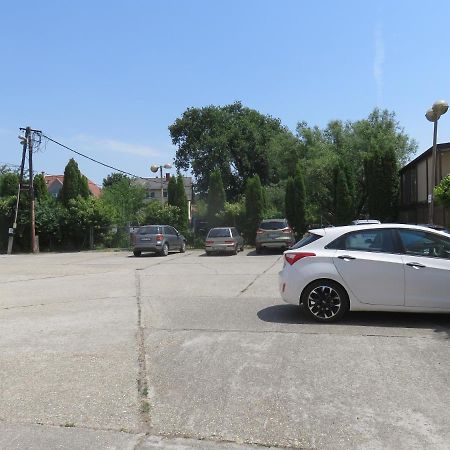 City Corner Central Mosonmagyaróvár Εξωτερικό φωτογραφία