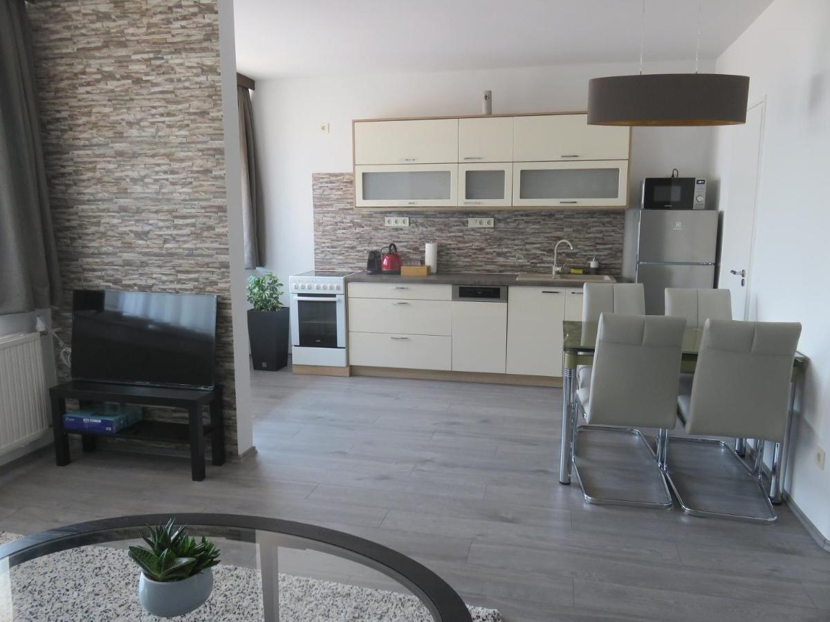 City Corner Central Mosonmagyaróvár Εξωτερικό φωτογραφία
